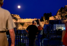 Πανσέληνος Αυγούστου: Το «φεγγάρι του Οξύρρυγχου» φωτίζει απόψε την Ελλάδα