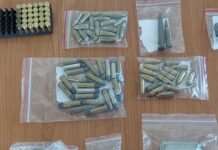 Αγρίνιο: Συνελήφθη άνδρας – Έκρυβε στο σπίτι του πιστόλια, σφαίρες και κάνναβη (φωτο)